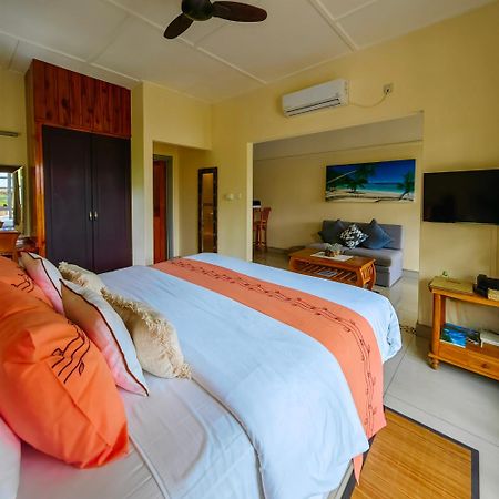 Maison Charme De L'Ile ลาดิก ภายนอก รูปภาพ