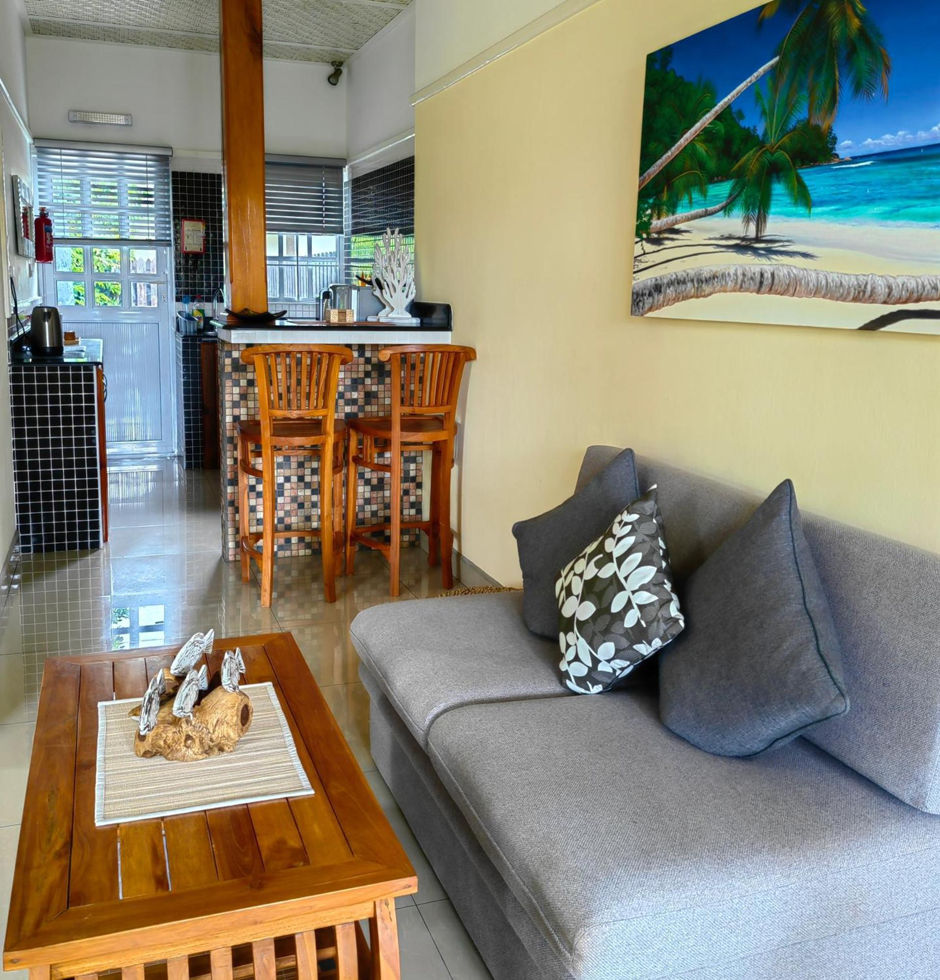 Maison Charme De L'Ile ลาดิก ภายนอก รูปภาพ