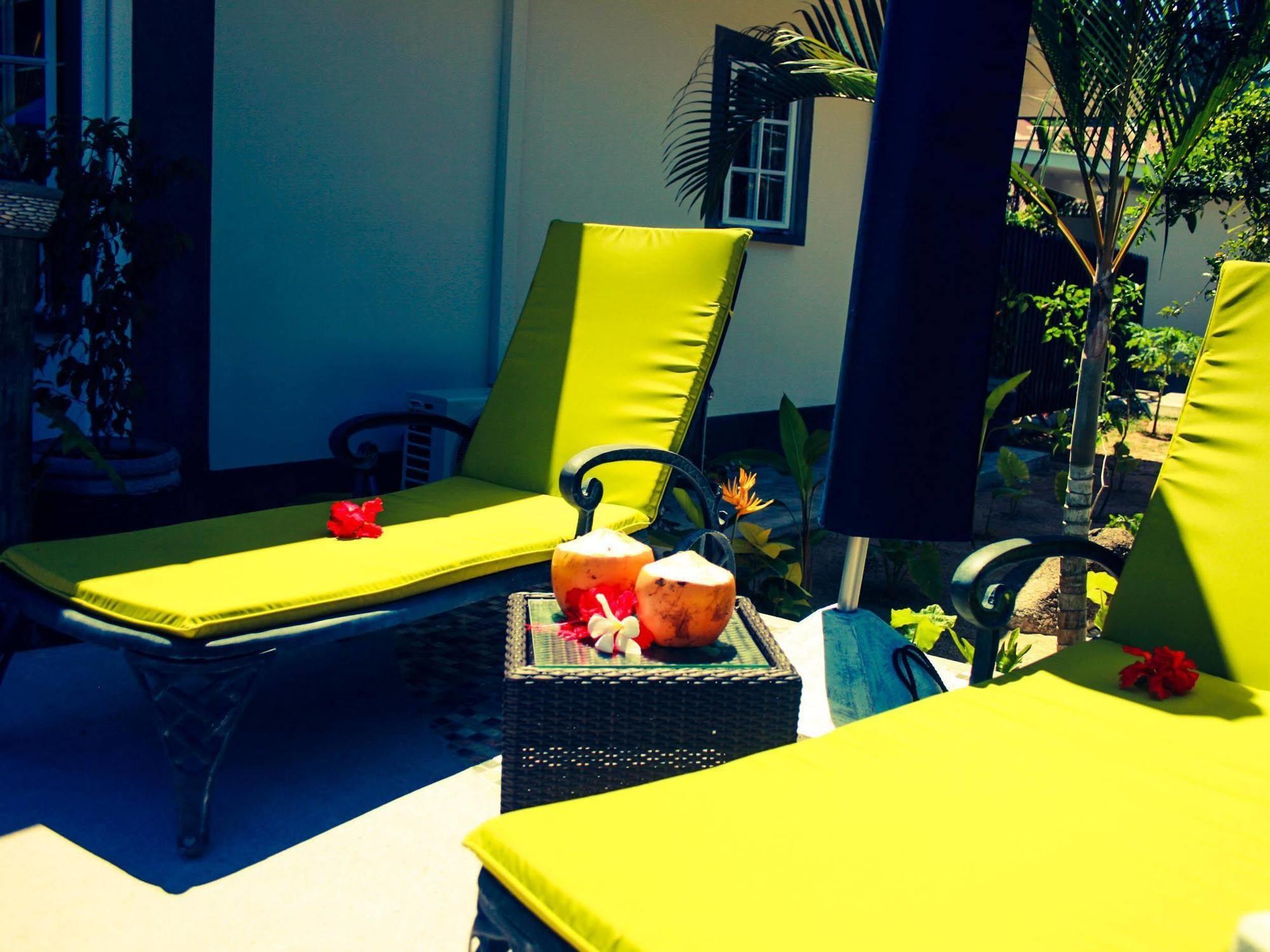 Maison Charme De L'Ile ลาดิก ภายนอก รูปภาพ